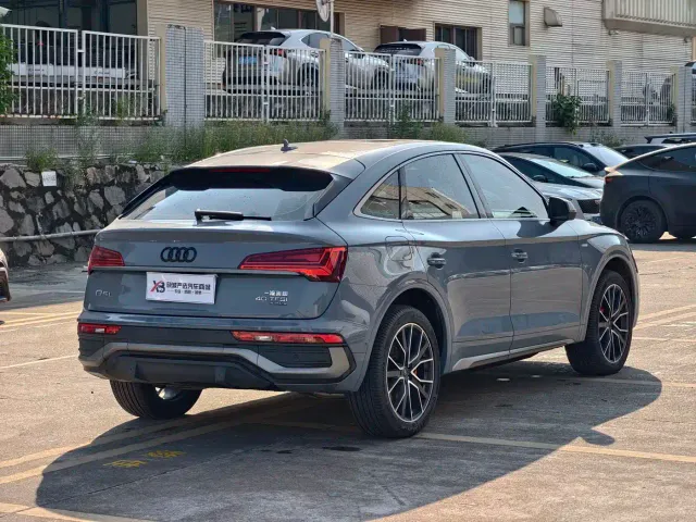 Audi Q5L — Фото автомобиля 7