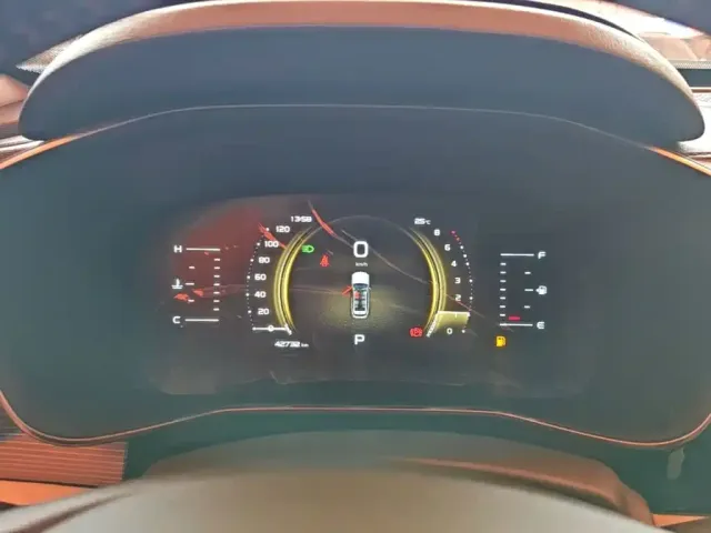 Geely Boyue — Фото автомобиля 3