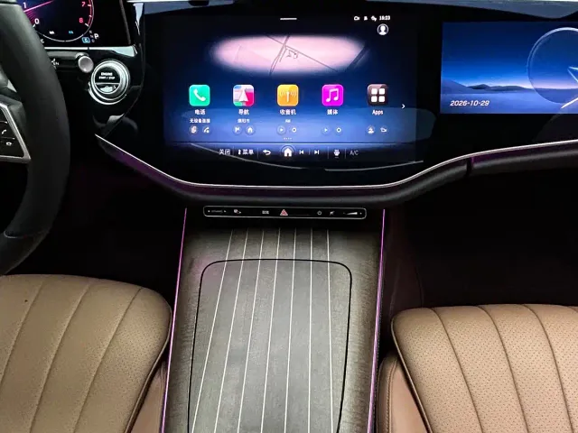 Mercedes-Benz E-Class — Фото автомобиля 20