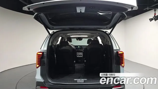 Kia Carnival — Фото автомобиля 26
