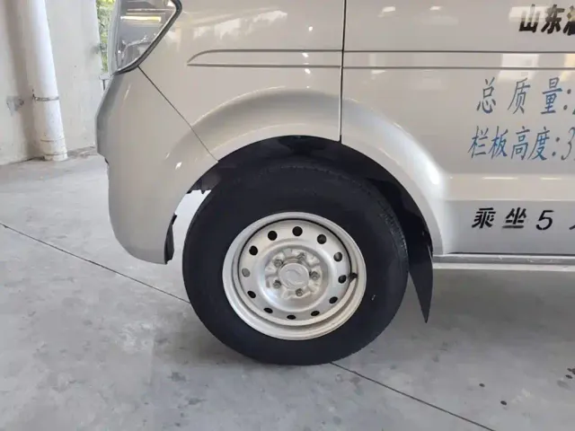 Dongfeng Xiaokang DFSK C32 — Фото автомобиля 22