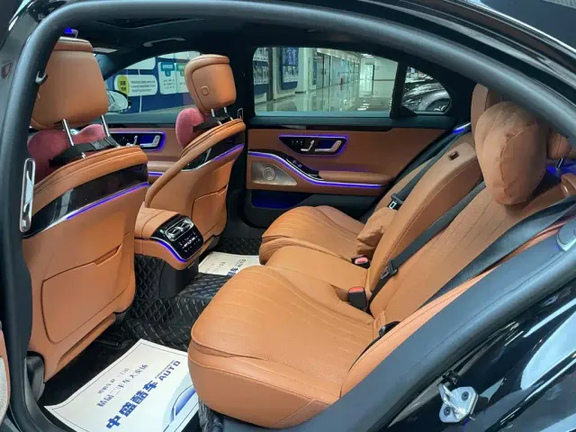Mercedes-Benz S-Class — Фото автомобиля 12