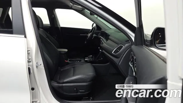 Kia Seltos Новый Seltos Бензин 2.0 4WD — Фото автомобиля 11