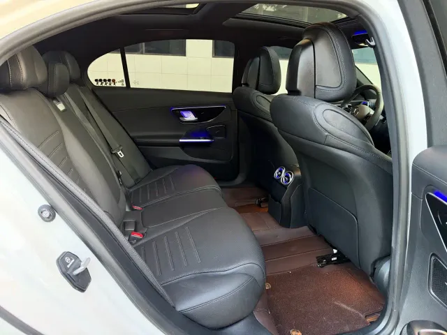 Mercedes-Benz C-Class — Фото автомобиля 16