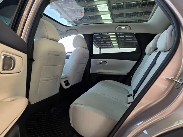 Changan Qiyuan Q05 — Фото автомобиля 9