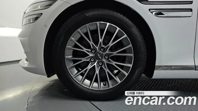 Genesis G80 RG3 — Фото автомобиля 5