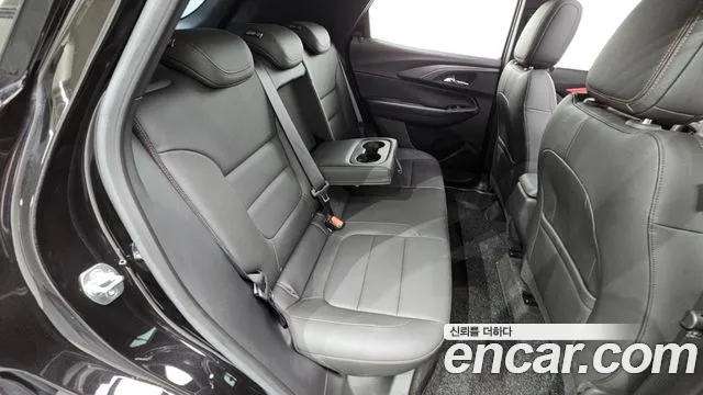 ChevroletGMDaewoo Trailblazer Новый Trailblazer 1.3 Turbo 2WD — Фото автомобиля 11