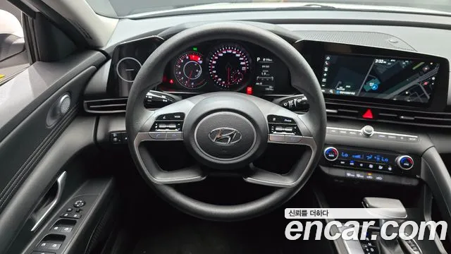 Hyundai AVANTE Avante (CN7) — Фото автомобиля 13