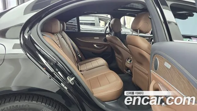 Mercedes-Benz E-Class W213 — Фото автомобиля 17