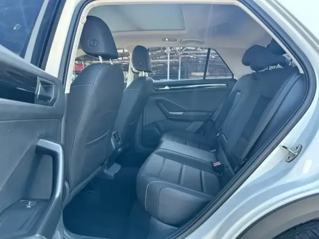 Volkswagen Volkswagen T-ROC 2022 280TSI DSG 2WD Comfort PLUS — Фото автомобиля 16