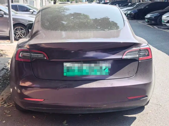 Tesla Model 3 2023 Rear-Wheel Drive — Фото автомобиля 11