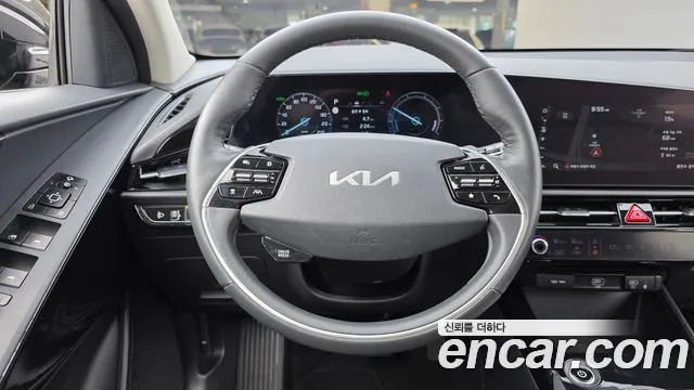 Kia Niro Niro (New) — Фото автомобиля 13