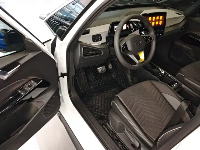 Volkswagen ID.3 — Фото автомобиля 15