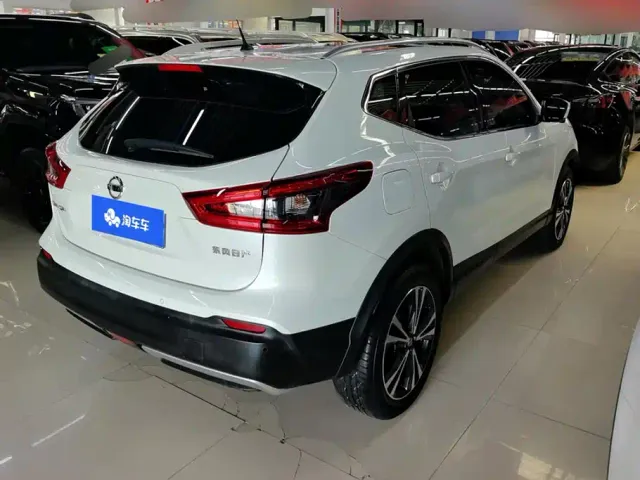 Nissan Qashqai — Фото автомобиля 3