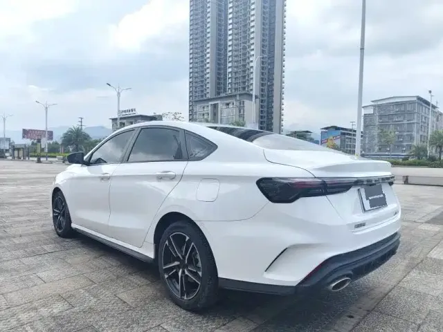 Geely Binrui — Фото автомобиля 7