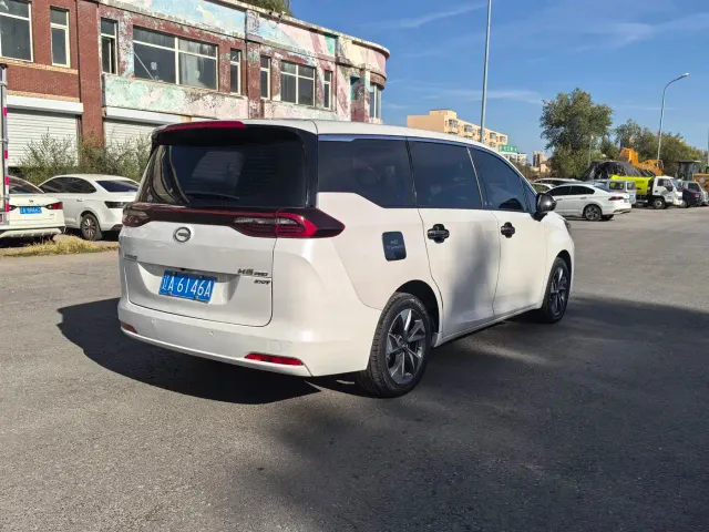 GAC Trumpchi M6 — Фото автомобиля 5