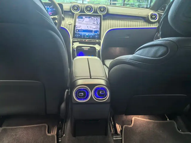 Mercedes-Benz C-Class — Фото автомобиля 11