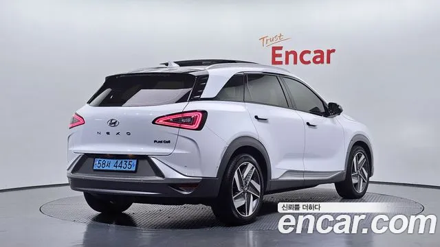 Hyundai Nexo Nexo Premium — Фото автомобиля 2