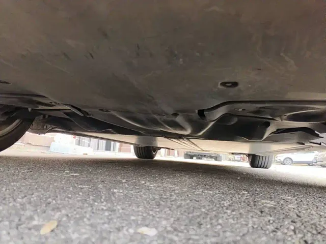 Tesla Model Y — Фото автомобиля 11