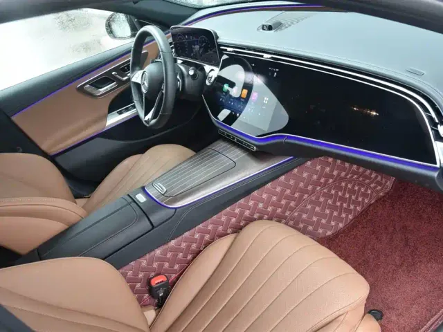 Mercedes-Benz E-Class — Фото автомобиля 17