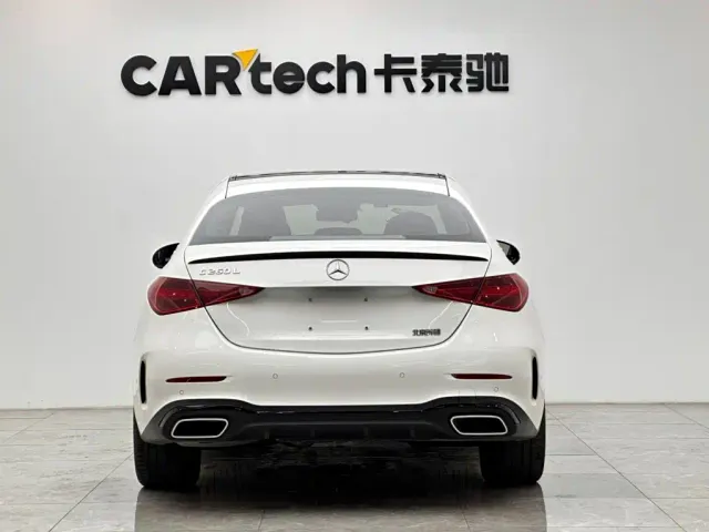 Mercedes-Benz C-Class — Фото автомобиля 4