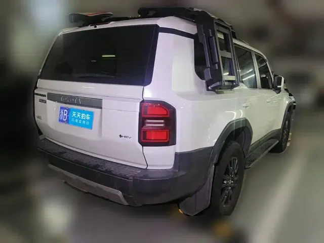 Toyota Prado — Фото автомобиля 5