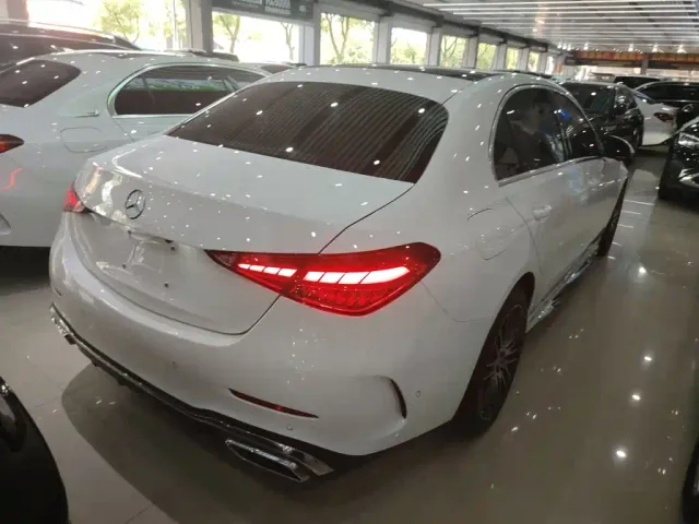 Mercedes-Benz C-Class — Фото автомобиля 8