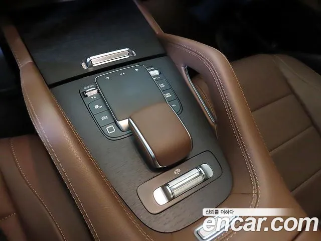 Mercedes-Benz GLE-Class — Фото автомобиля 13