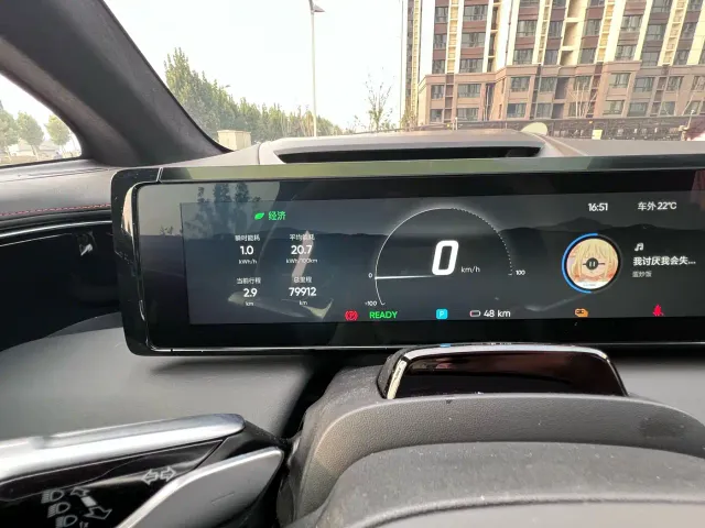 HiPhi HiPhi X 2021 Flagship Edition 6-Seater — Фото автомобиля 16