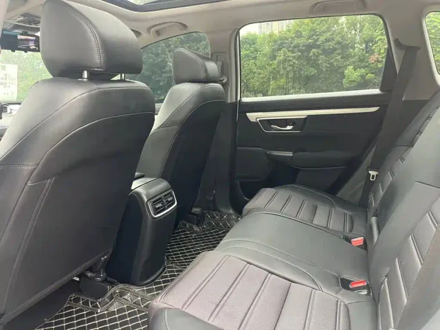 Honda CR-V — Фото автомобиля 8