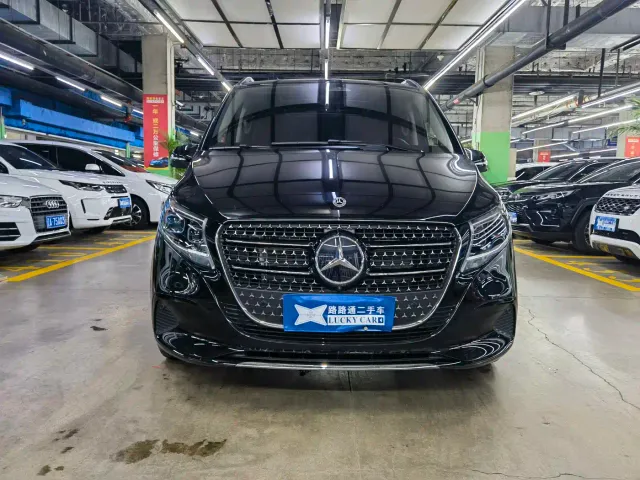 Mercedes-Benz V-Class — Фото автомобиля 2