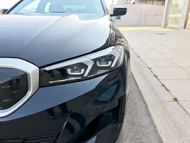 BMW i3 — Фото автомобиля 23