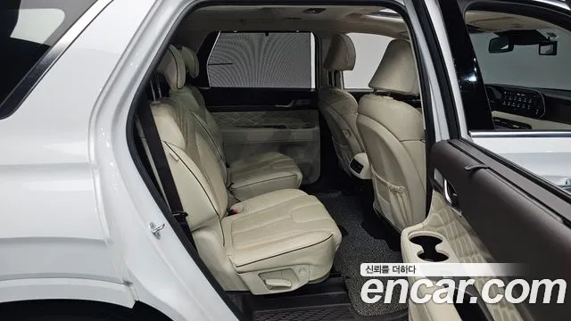 Hyundai Palisade Palisade Дизель 2.2 2WD — Фото автомобиля 10