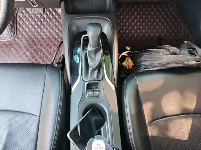 Toyota Corolla — Фото автомобиля 13