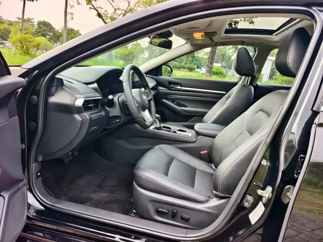 Nissan Teana — Фото автомобиля 4