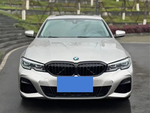 BMW 3 Series — Фото автомобиля 2