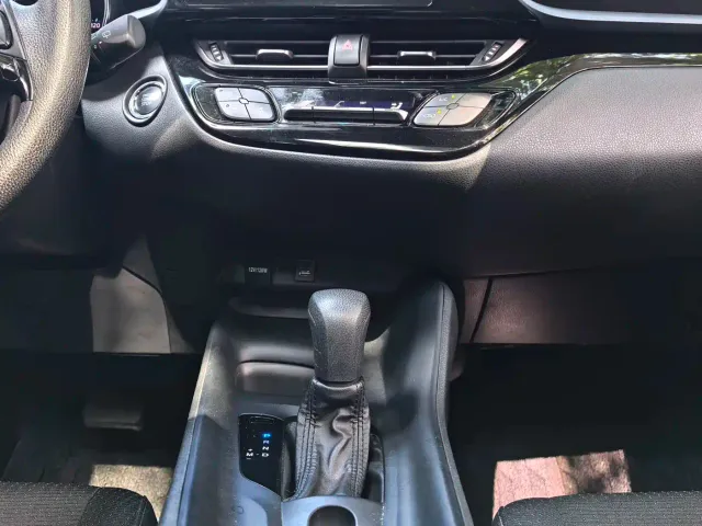 Toyota IZOA — Фото автомобиля 11