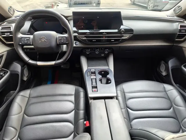 Citroen C5 X — Фото автомобиля 5