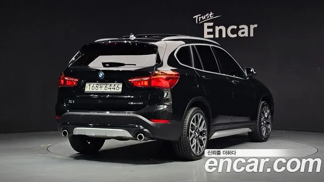 Фотография автомобиля — BMW X1 F48