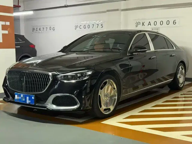 Фотография автомобиля — Mercedes-Benz Maybach S-Class