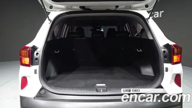 Kia Seltos — Фото автомобиля 26