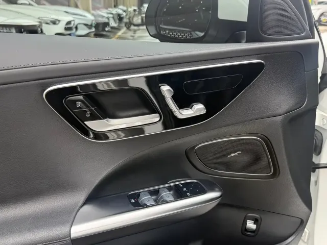 Mercedes-Benz C-Class — Фото автомобиля 9