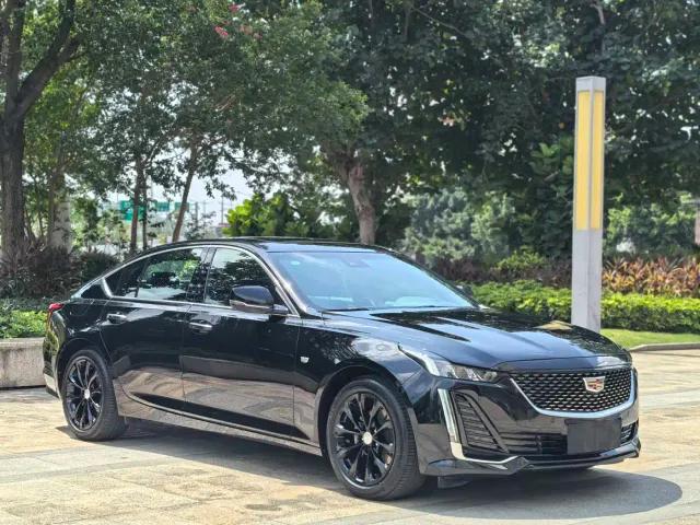 Cadillac CT5 — Фото автомобиля 3