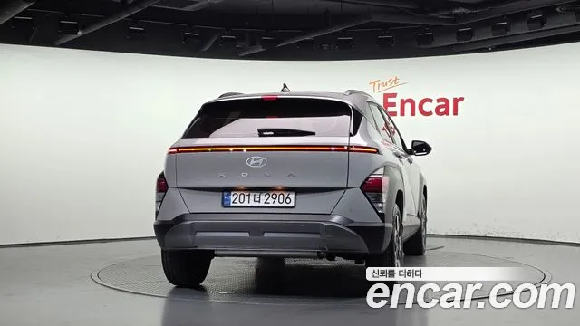Hyundai Kona SX2 — Фото автомобиля 4