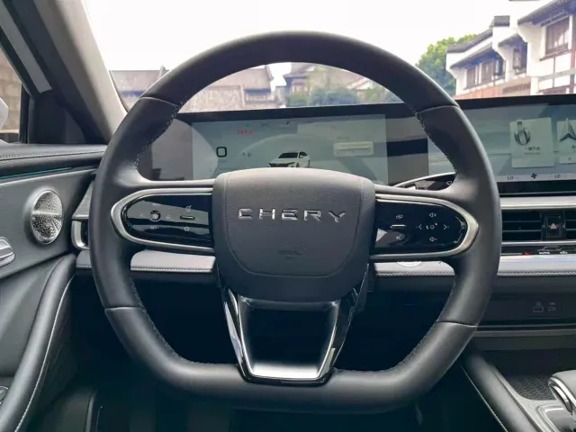 Chery Arrizo 8 — Фото автомобиля 15