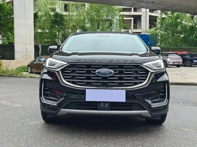 Ford Edge — Фото автомобиля 2