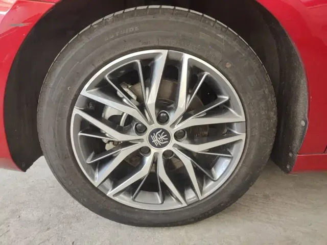 BYD Qin PLUS — Фото автомобиля 24