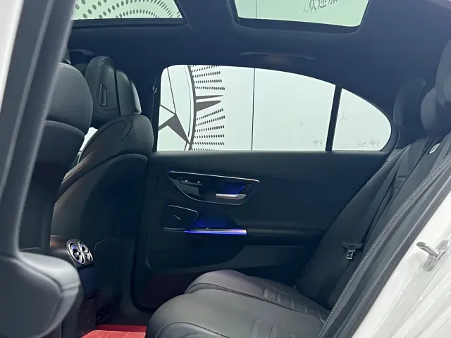 Mercedes-Benz C-Class — Фото автомобиля 7