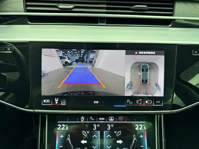 Audi A8 — Фото автомобиля 13