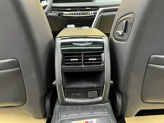 Cadillac CT6 — Фото автомобиля 26